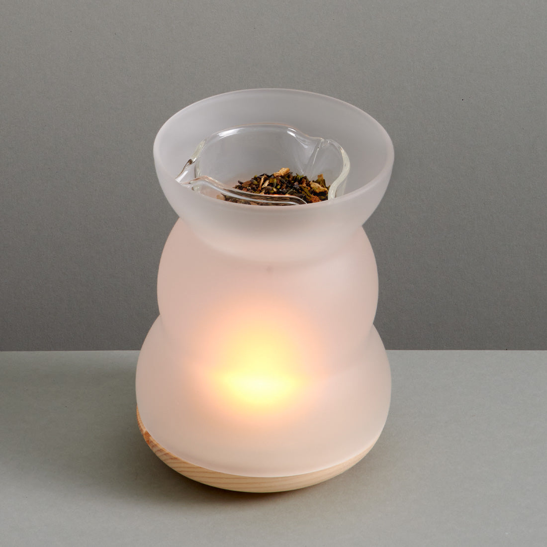 Duftlampe und Räucherofen «Lucerna»