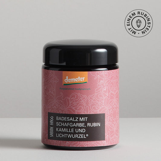 Badesalz mit Schafgarbe, Kamille und Rubin